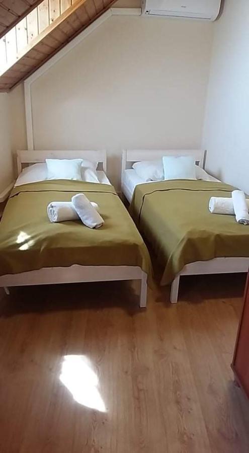 Bed & Breakfast Retro Panzió Pécs
